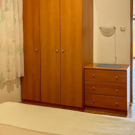 Apartment In With Wifi Lopar
